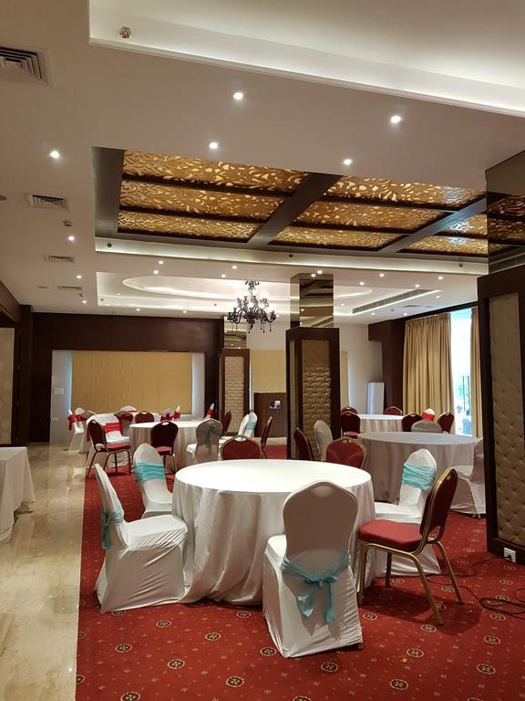 Hotel The Fern Residency Udaipur Esterno foto