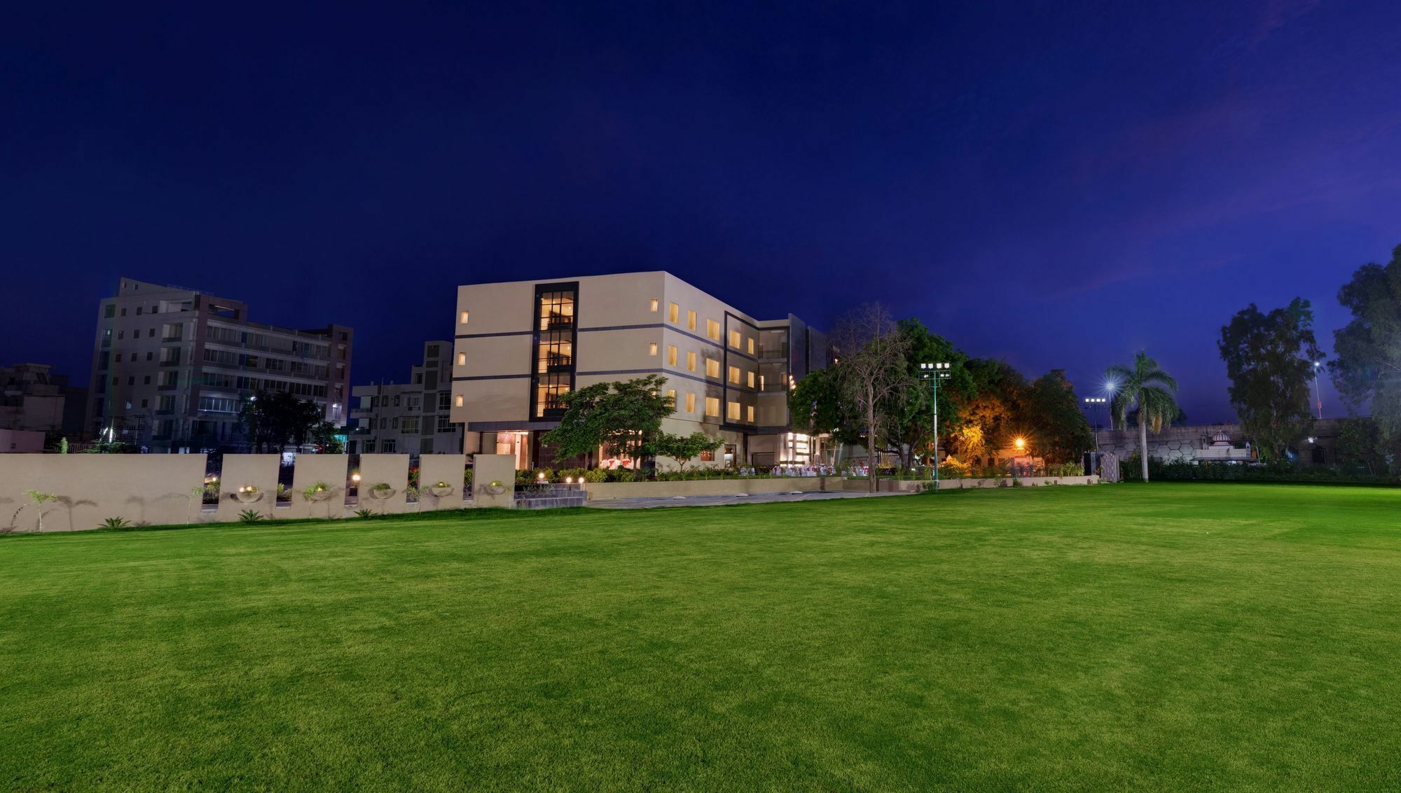 Hotel The Fern Residency Udaipur Esterno foto